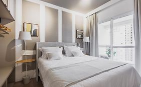 Elegancia E Conforto No Ed Jh Palhano 1303